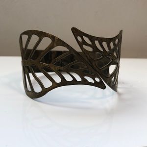 Brass tone Leaf Cuff Bracelet (2.5” diameter)